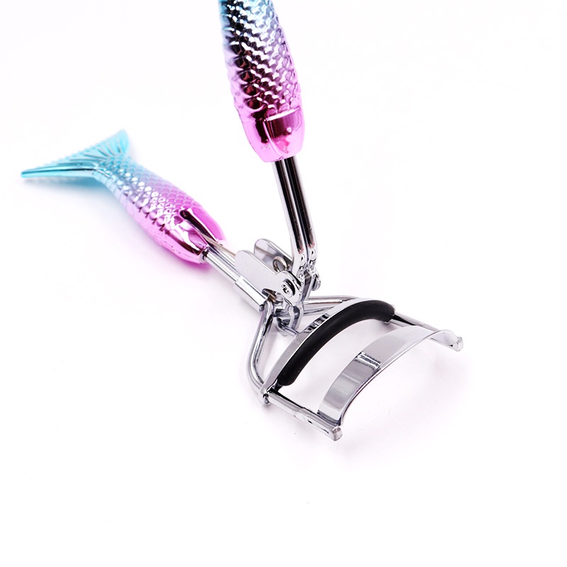 Bấm mi beauty tools hình đuôi cá cho bạn làn mi cong tự nhiên, không gây gãy hay rụng mi