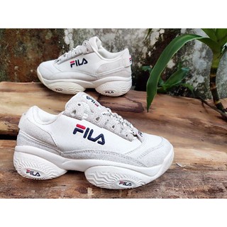 sale sốc giày filaaaaaaa size 37 real cond 9,5 đã sử dụng
