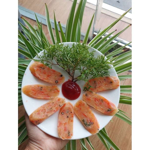 Nem chua chay ( nem chua vỏ bưởi) / Tré Huế/ mắm Thái