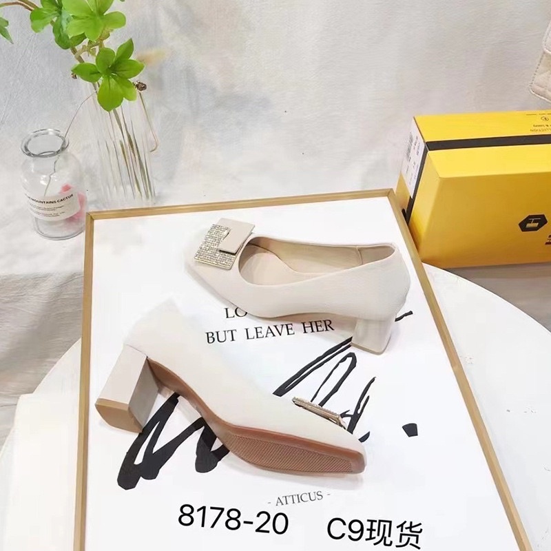 Giày công sở thiết kế sang trọng