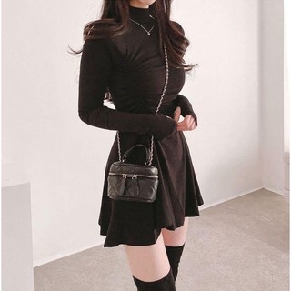ĐẦM THUN GÂN ĐEN CỔ LỌ NHÚN RÚT EO