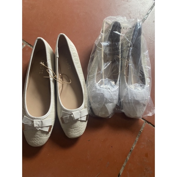 Giầy da xuất dư