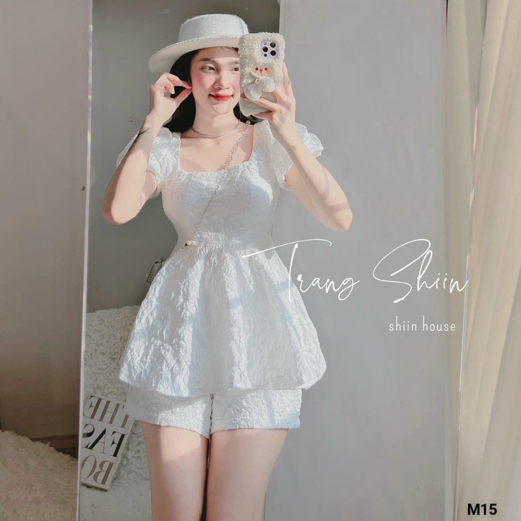Đồ bộ nữ đi chơi dễ thương, set đồ nữ đi chơi cá tính với 2 món quần đùi ngắn kèm áo kiểu nữ dáng xòe phối tay phồng đẹp