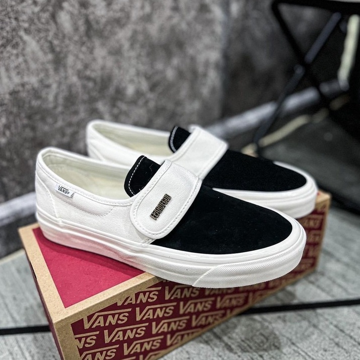 Giày Vans Slip On Strap Fear Of God Vans Slip On Fear Of God Off White Đen  Trắng Hot Tren 2022 Size 36-43 - Mixasale