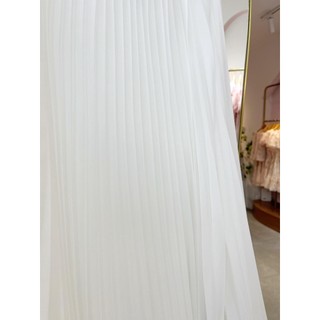 TIELA Chân váy dập ly trắng