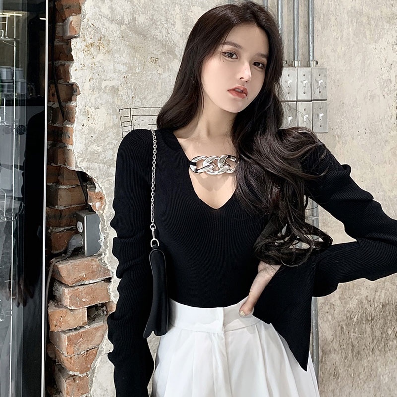 Áo Dệt Kim Tay Dài Khoét Lỗ Phối Dây Xích Phong Cách Hàn Quốc Thời Trang Quyến Rũ Cho Nữ