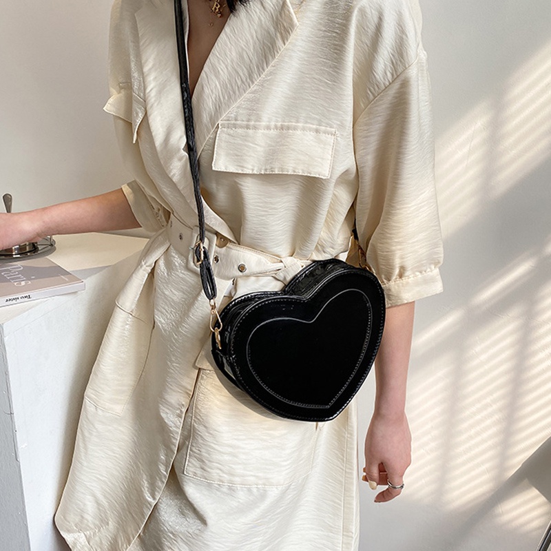 Túi Đeo Chéo mini Họa Tiết Trái Tim Dễ Thương Thời Trang Cho Nữ