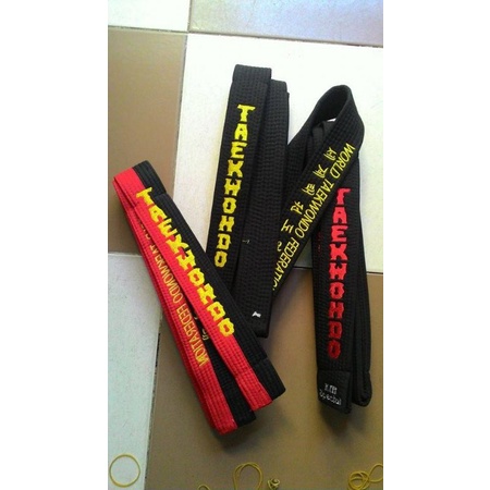 Đai đen/ đỏ đen TAEKWONDO