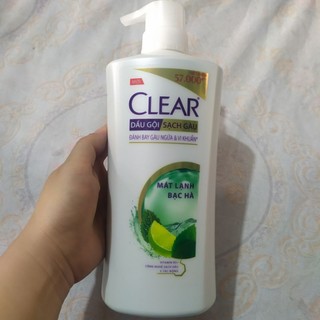 DẦU GỘI CLEAR BẠC HÀ 630gam