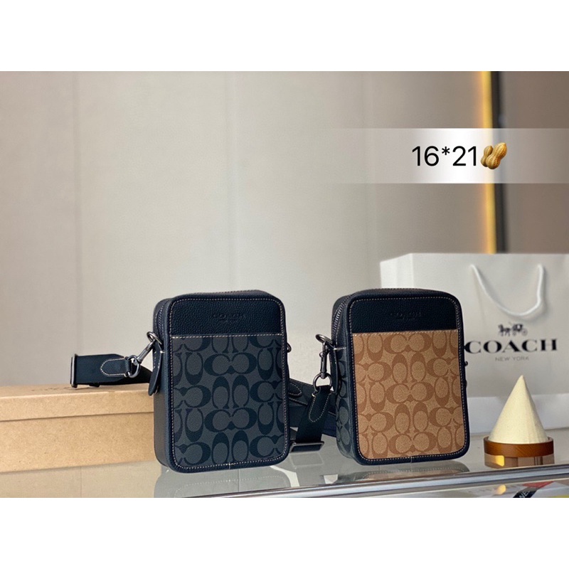Túi đeo chéo COACH cao cấp 2023