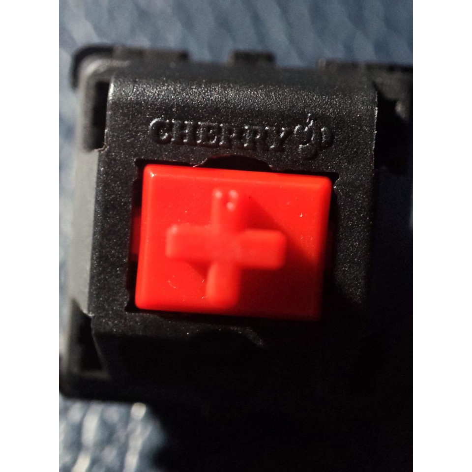 Cherry Retooled Red 3 pin rã hãn , đã vệ sinh, cắm được hotswap