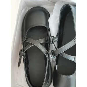 Giày Mary Jane mũi tròn đi hai kiểu