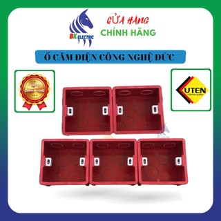 Đế âm ổ cắm điện phòng thấm nước loại vuông Uten  Hàng chính hãng Cao Cấp