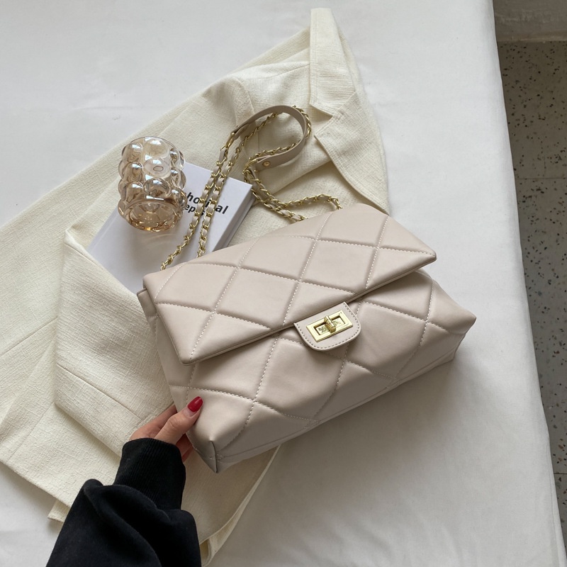 Túi Xách Đeo Vai Hình Vuông Cỡ Nhỏ Phối Dây Đeo Sợi Xích Thời Trang Thu Đông 2022 Cho Nữ