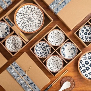 Bộ 5 bát đĩa hoạ tiết phong cách Nhật Bản kèm đũa muỗng