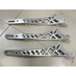 Gác chân malay Ex150 (tặng Pát treo pô 8ly) + ốc