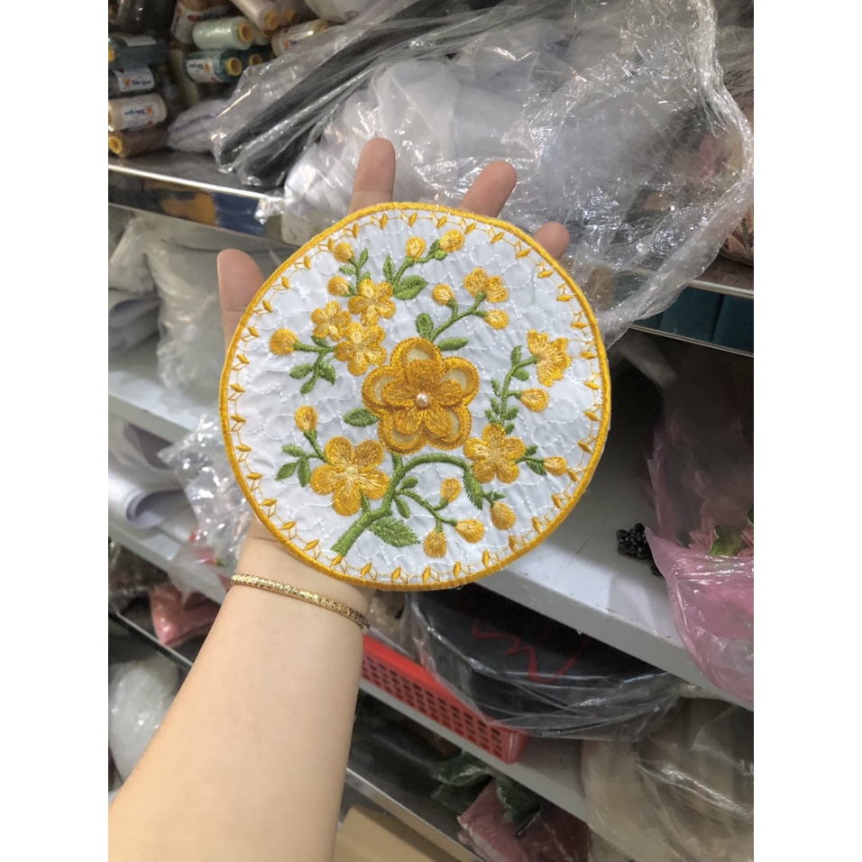tấm tròn thêu nhánh hoa 15cm