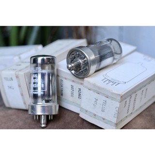 Bóng đèn điện tử châu âu tube ef22 made in england.