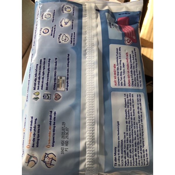 tã dán moony combo 100 miếng size xs (3-6kg) date mới