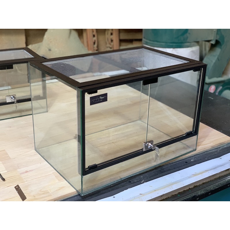 Chuồng,Lồng Bò Sát Kính 60 40 40