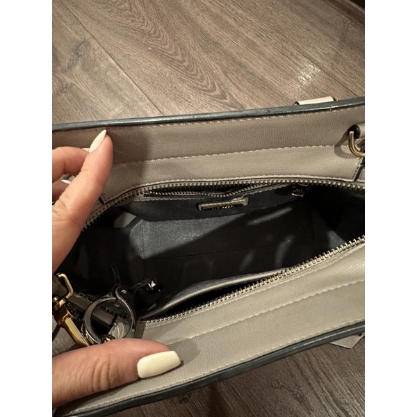 Túi Lyn màu xám trang trọng