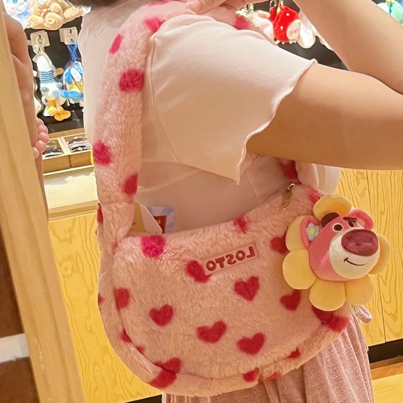 Túi Xách Đeo Vai Phủ Bông Mềm Hình Chú Gấu / Dâu Tây Đáng Yêu Dành Cho Bé Gái