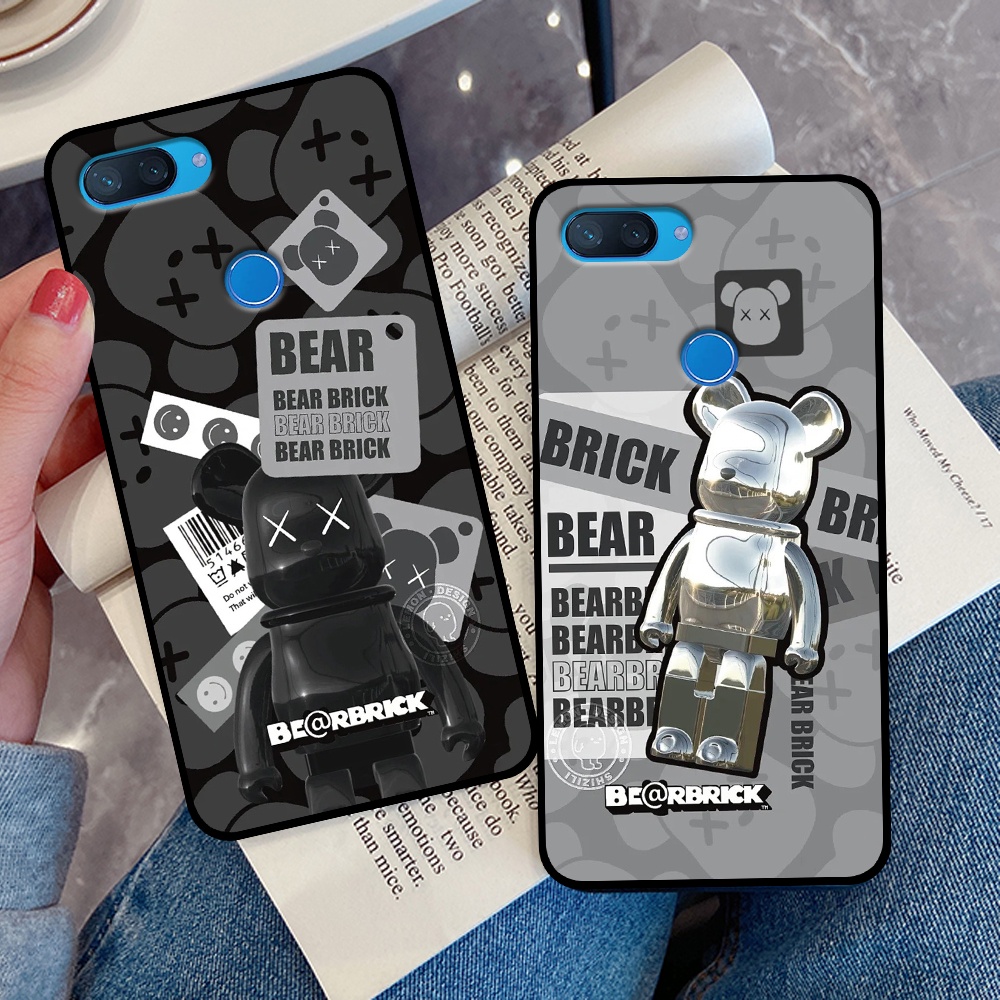 Ốp Xiaomi Mi 8 SE / Mi 8 Lite in hình Bearbrick dễ thương siêu đáng yêu