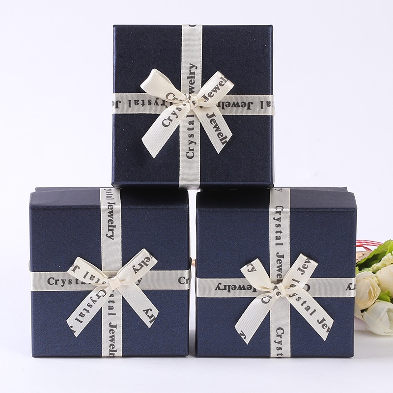 Hộp Giấy Vuông Đựng Trang Sức Xinh Xắn Chất Lượng