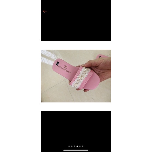 Dép lê trẻ em không chọn mẫu