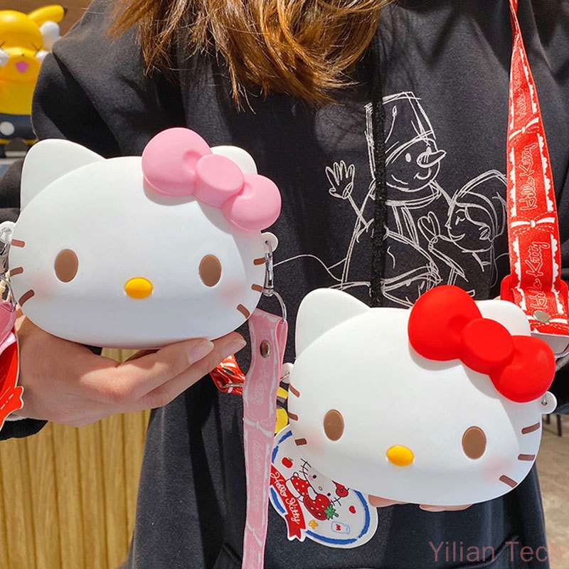 Túi Đeo Chéo Vai Đựng Điện Thoại Bằng Silicone Họa Tiết Hello Kitty Có Thể Điều Chỉnh Dây Đeo Phù Hợp Với Mọi Lứa Tuổi