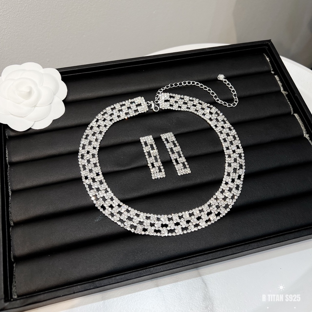 Set Vòng Cổ Kèm Hoa Tai Đính Đá Cao Cấp
