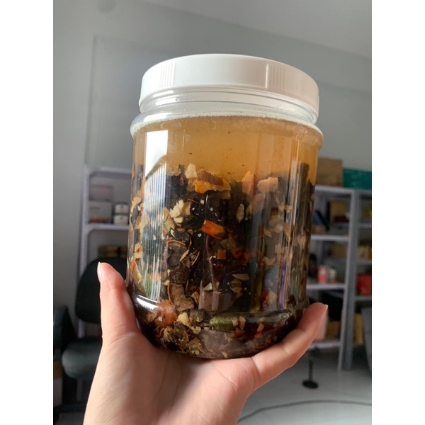 Rượu ngâm hạt gấc xoa bóp nhà làm