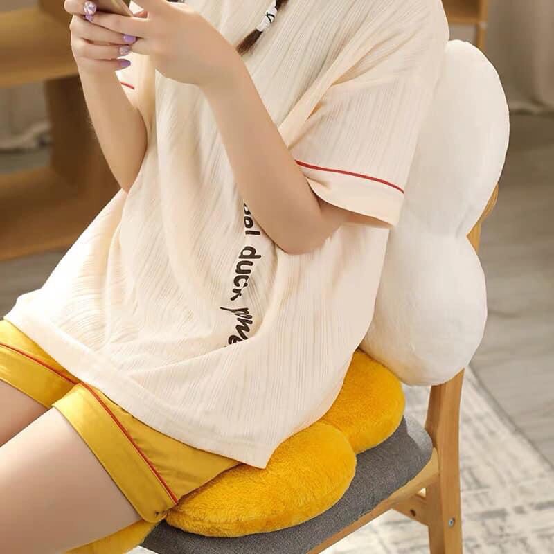 Gối tựa cánh hoa nhồi bông cao cấp chất lông siêu mịn