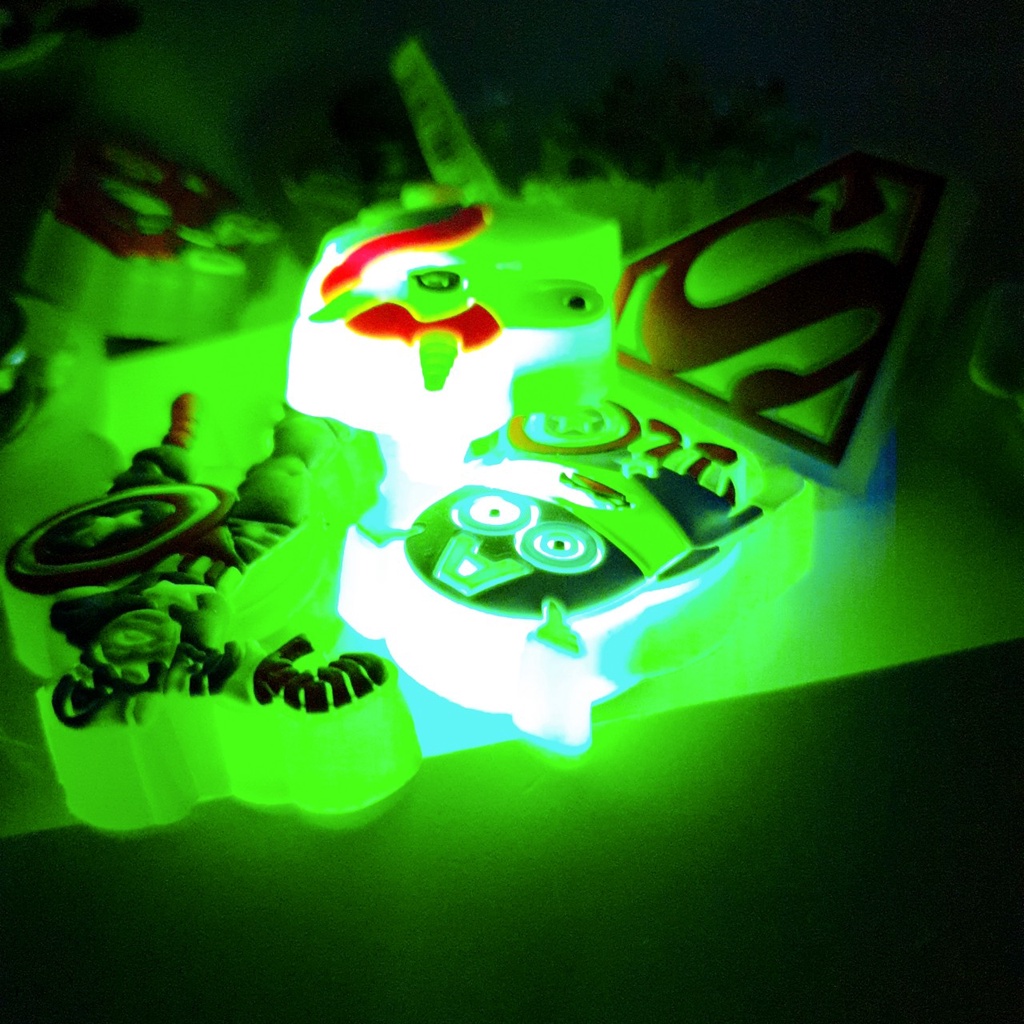 [Đèn 3d dày] Sticker trang trí dép 3d đèn led dày mẫu hoạt hình gắn sục (1 cái)