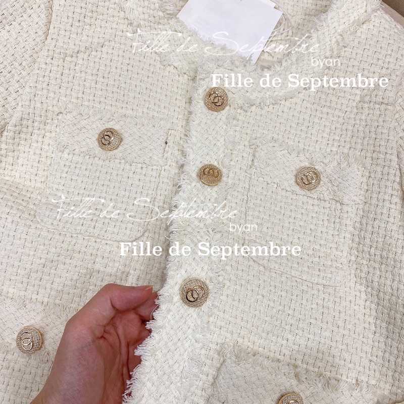 Áo dạ tex viền tua rua 4 túi khuy vàng QCCC