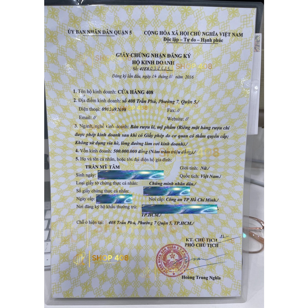 RƯỢU CHIVAS 18 LISA  Limited Edition 700ml - Phiên bản cực kì giới hạn