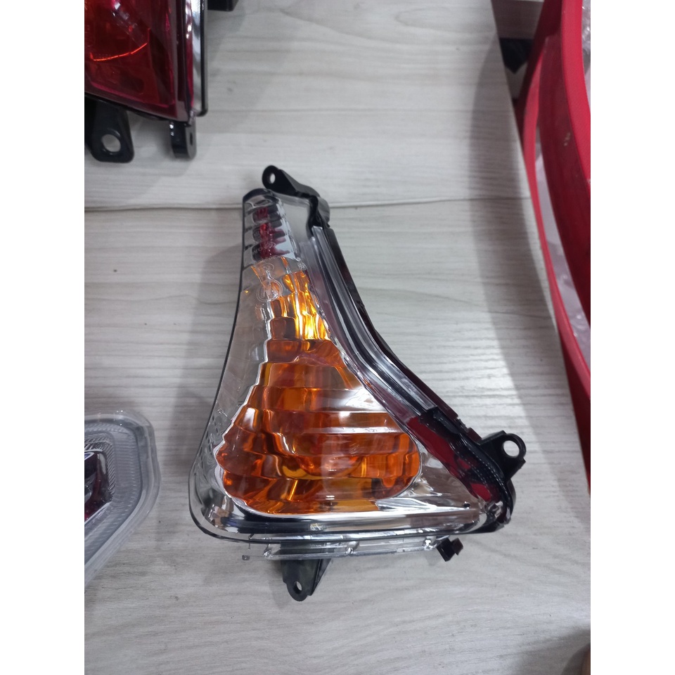 Xi nhan trước ,đèn trước đèn sau: SCR 110