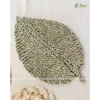 Thảm cói trải bàn; Thảm cói decor treo tường; Miếng lót cách điệu hình chiếc lá; Mây tre nhà An Cần Thơ