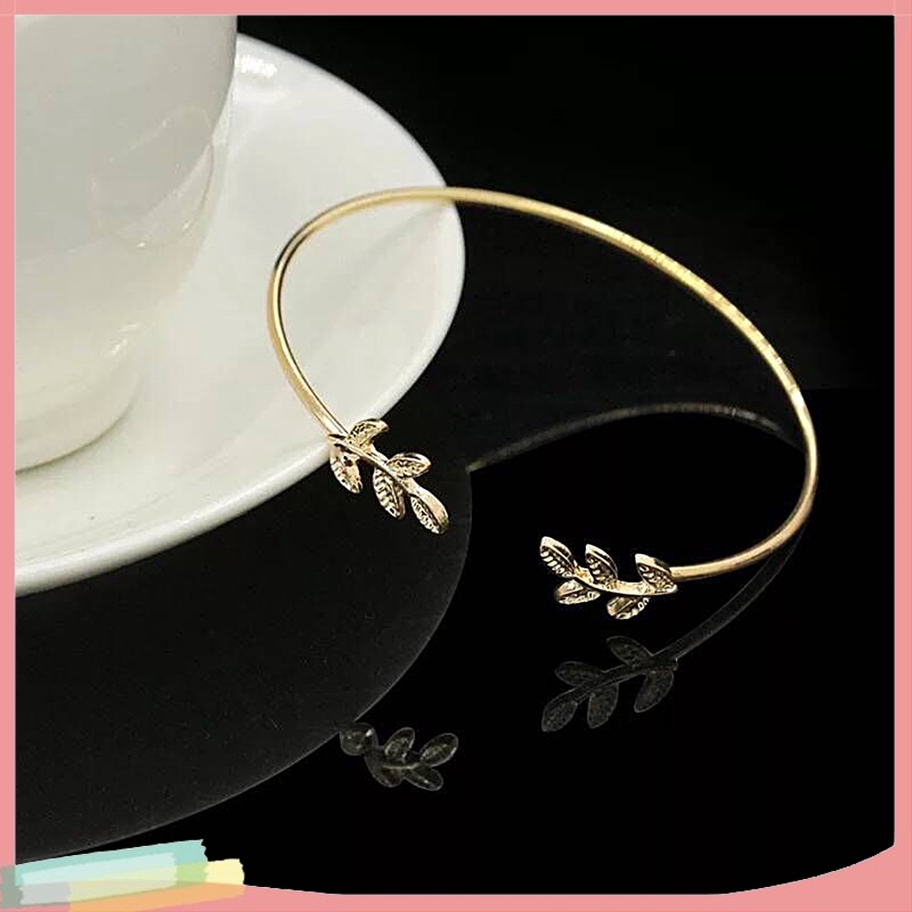 Vòng tay hở bằng hợp kim phối hình chiếc lá xinh xắn cho nữ