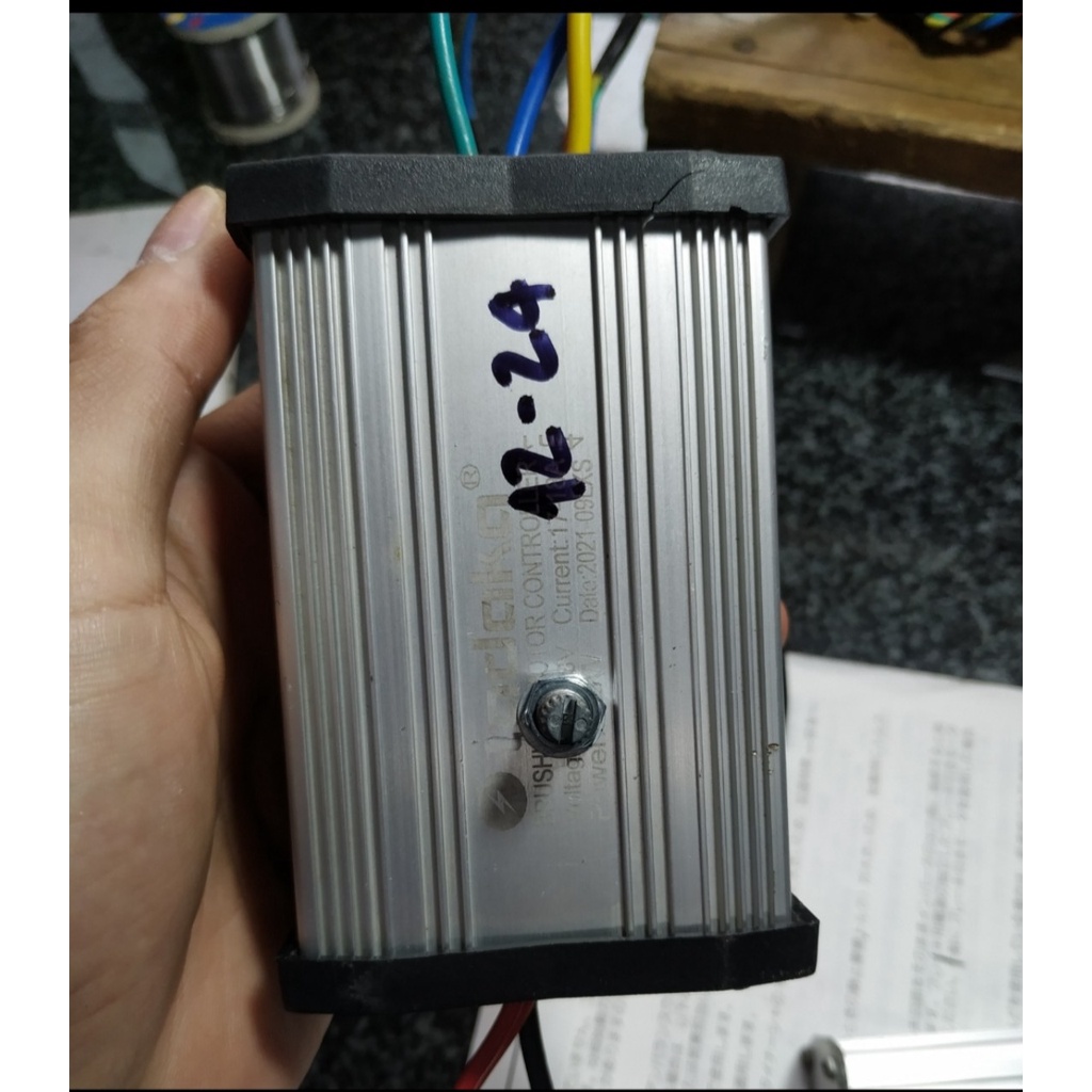 điều tốc xe điên 350w đã mod chạy 12 đến 24v và mod giữ trạng thái biến trở
