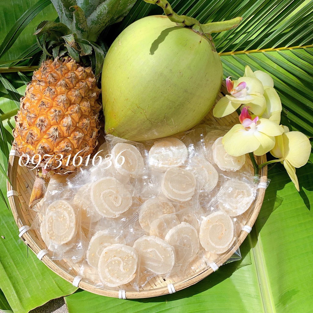 Kẹo dừa non cuộn bánh tráng/Màu trắng sữa