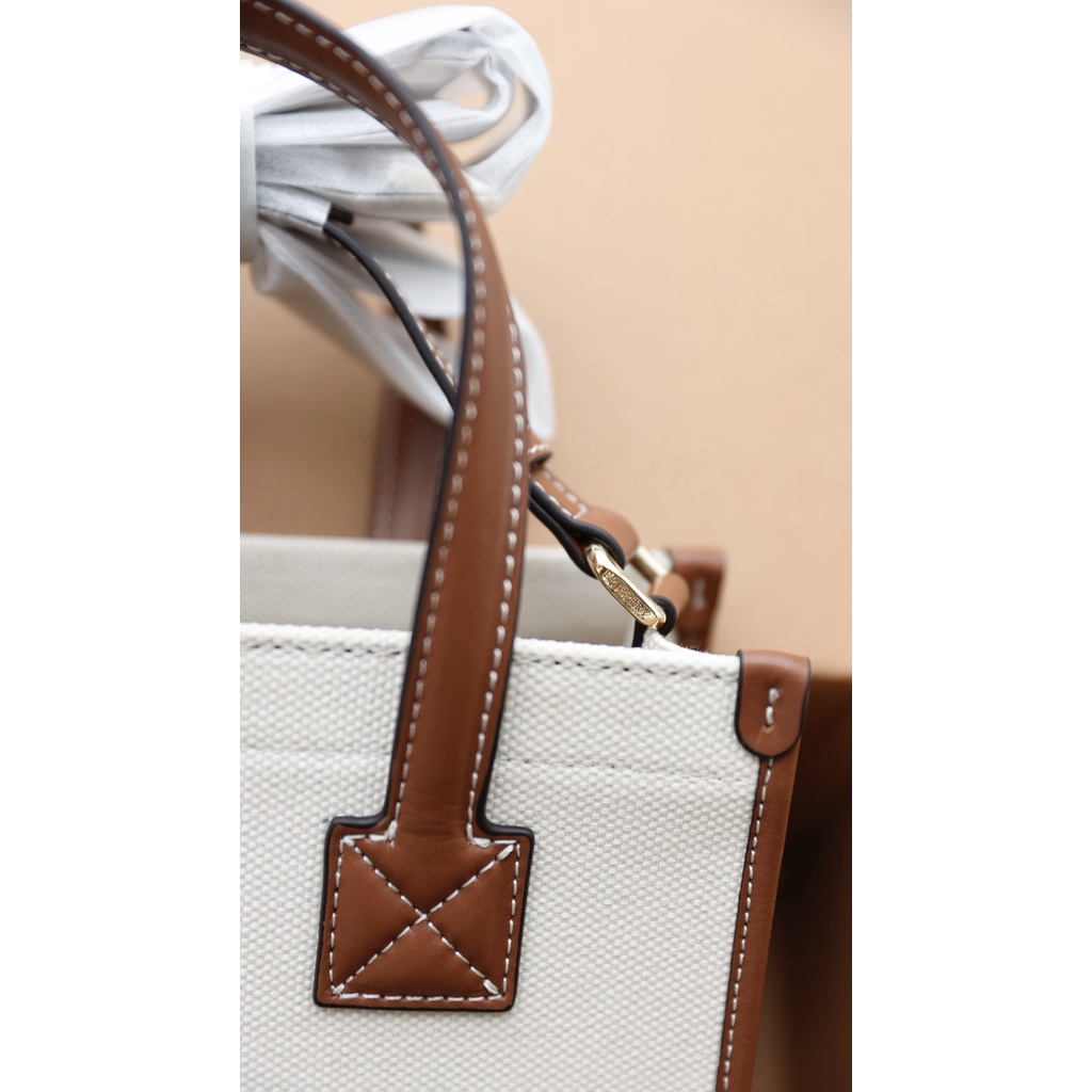 Túi W488-23 Canvas tote bản đẹp nha anh chị em  hàng 2 box,dustbag, thẻ card đầy đủ kích thước: 23x19cm