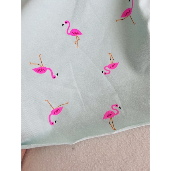 Vải thun cotton 4c hình hạc nền xanh mint