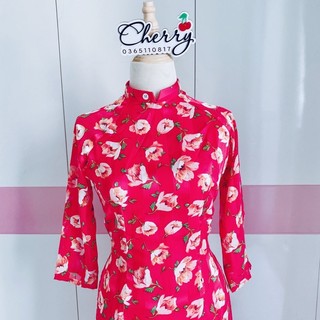 Áo dài đỏ hoạ tiết nổi bật (nhắn tin chọn mẫu)