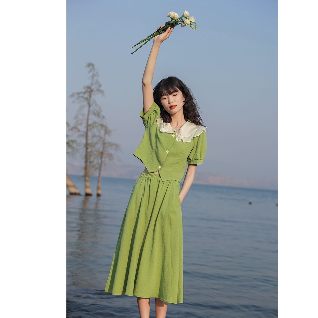 Set Áo Và Chân Váy Phong Cách Pháp Thời Trang Xuân Hè 2022 Mới Cho Nữ