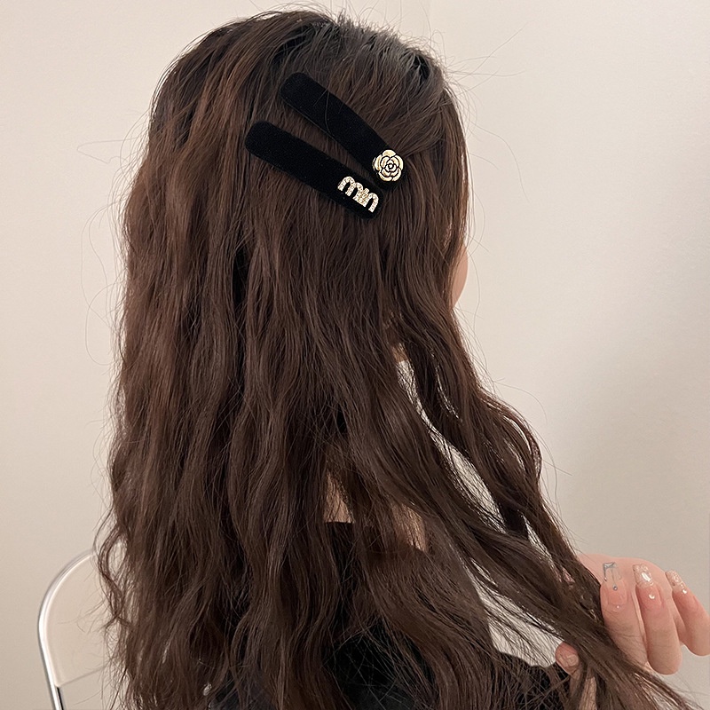 Kẹp Tóc Nhung Đen Đính Hoa Trà Phong Cách Retro Pháp Cao Cấp Cho Nữ