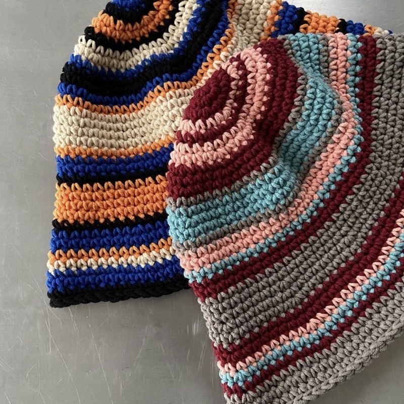 MŨ LEN MÓC PHỐI MÀU