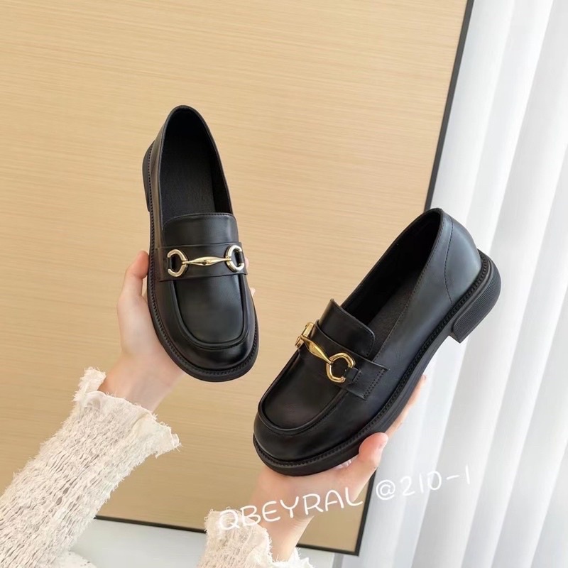 GB_A8_0163 giày phối xích ngang