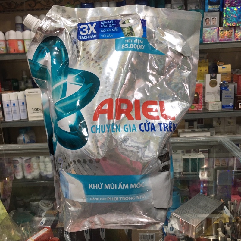 Nước giặt Ariel Cửa Trên khử mùi ẩm mốc túi 3,2kg