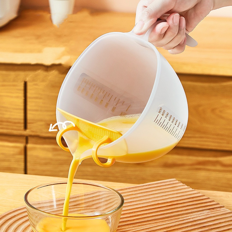 Cốc Đo Lường Đa Năng Dung Tích Lớn 900ml Kèm Tấm Lọc Trứng Tiện Dụng